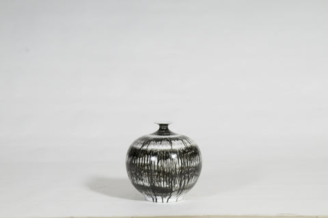 Handpainted Vase! HC16073