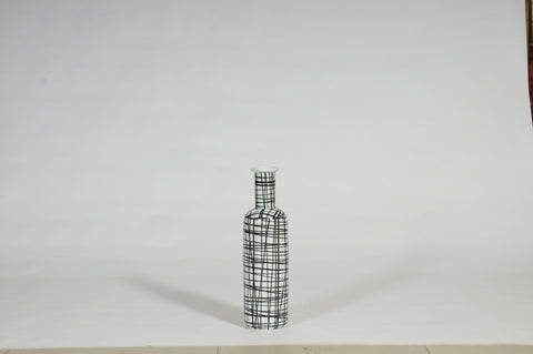 Handpainted Vase! HC16106